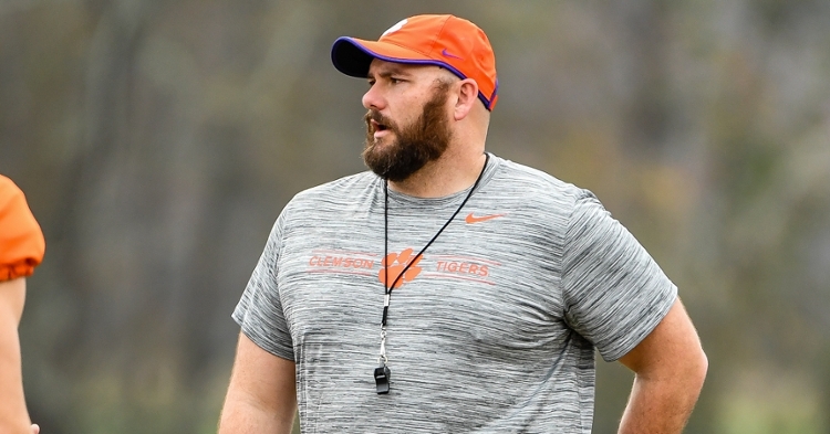 Thomas Austin loves what he's seen out of the offensive line in camp |  TigerNet